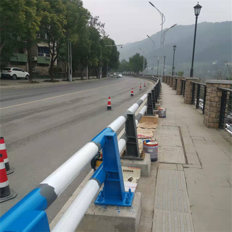 承德防撞护栏